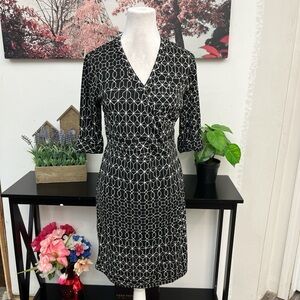 The Limited Women’s Wrap Dress Size S V Neck Geometric 3/4 Sleeve Pullover